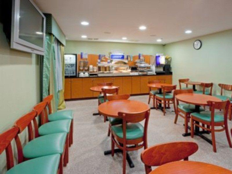 Express Brooklyn, An Ihg Nueva York